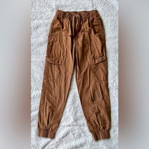 Boys Arizona Jogger Size 14 Reg Khaki color like new